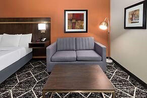 La Quinta Inn & Suites by Wyndham Olathe
