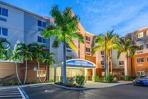 Candlewood Suites Fort Myers Sanibel Gateway by IHG