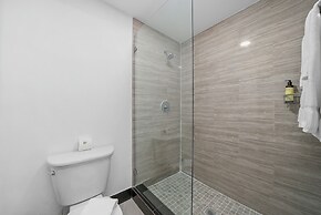 Riviera Hotel South Beach