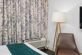 Riviera Hotel South Beach