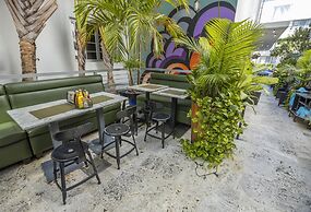 Riviera Hotel South Beach