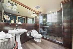 Riviera Hotel South Beach