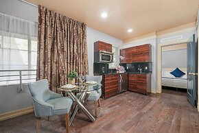 Riviera Hotel South Beach