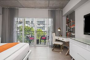 Riviera Hotel South Beach