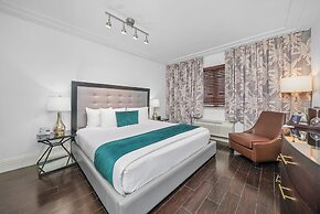 Riviera Hotel South Beach