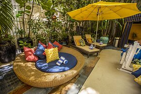 Riviera Hotel South Beach