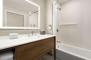 Staybridge Suites Williamsville Buffalo by IHG