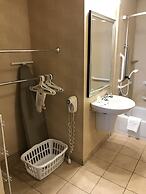 Hawthorn Suites by Wyndham Williamsville Buffalo Airport