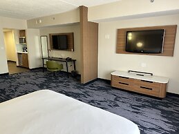 Newmarket Hotel & Suites