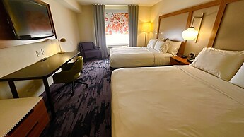 Newmarket Hotel & Suites