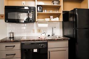 Candlewood Suites Richmond Airport by IHG