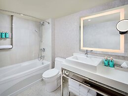 Novotel Toronto Vaughan Centre
