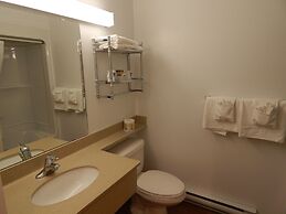 Slemon Park Hotel & Conference Centre