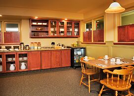 Slemon Park Hotel & Conference Centre