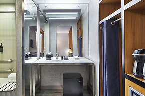 Aloft Dulles Airport North