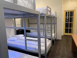 Orange Tulip Hotel Amsterdam - Hostel