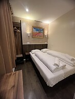 Orange Tulip Hotel Amsterdam - Hostel