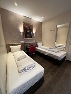 Orange Tulip Hotel Amsterdam - Hostel