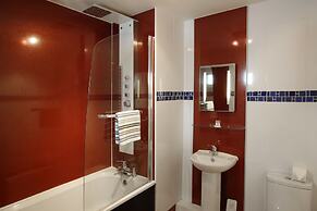 Discovery Accommodation