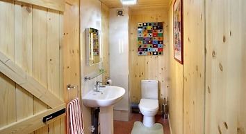 Discovery Accommodation