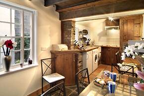 Discovery Accommodation