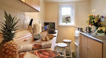 Discovery Accommodation