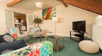 Discovery Accommodation