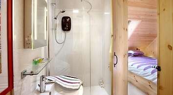 Discovery Accommodation