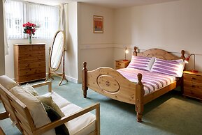 Discovery Accommodation