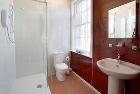 Discovery Accommodation