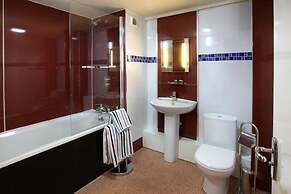 Discovery Accommodation