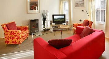 Discovery Accommodation