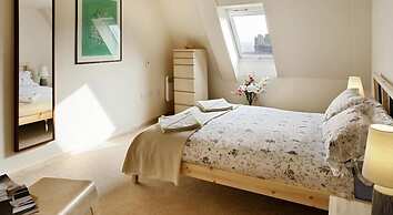 Discovery Accommodation