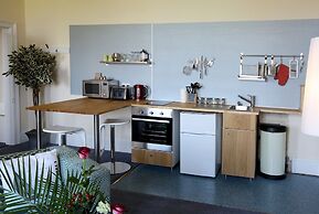 Discovery Accommodation