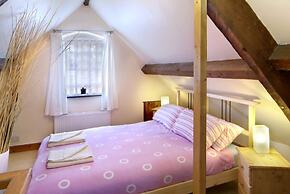 Discovery Accommodation