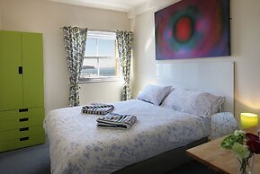 Discovery Accommodation