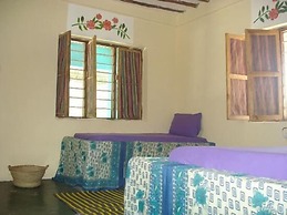 Twisted Palms Lodge & Restaurant