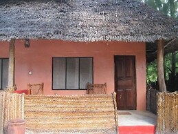 Twisted Palms Lodge & Restaurant