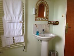 Orchard Manor - Guest house