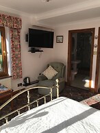 Orchard Manor - Guest house