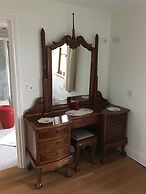 Orchard Manor - Guest house