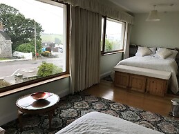 Orchard Manor - Guest house