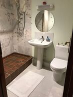 Orchard Manor - Guest house