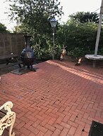 Orchard Manor - Guest house