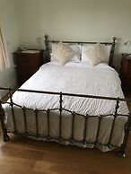 Orchard Manor - Guest house