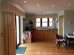 Orchard Manor - Guest house