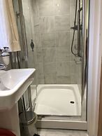 Orchard Manor - Guest house