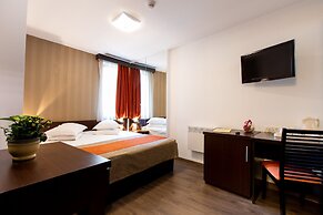 Hotel Duke Armeneasca