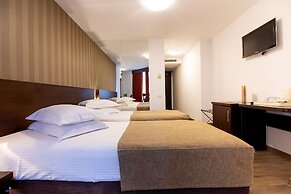 Hotel Duke Armeneasca