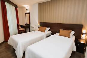 Hotel Duke Armeneasca